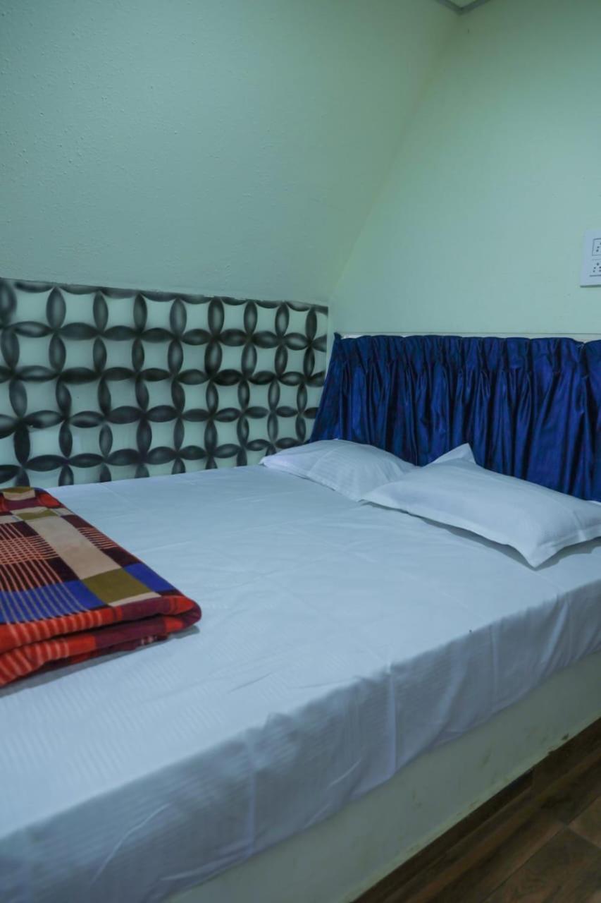Rock Campers Hotel And Resort Chillithodu Zewnętrze zdjęcie