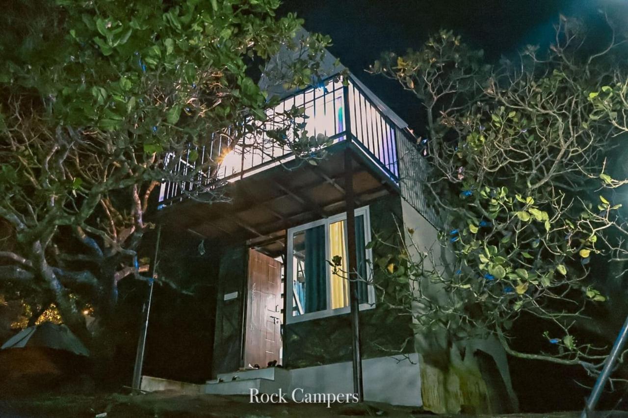 Rock Campers Hotel And Resort Chillithodu Zewnętrze zdjęcie